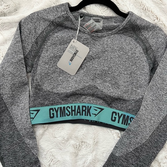 ✨NWT GYMSHARK FLEX CROP TOP✨ - Picture 3 of 5